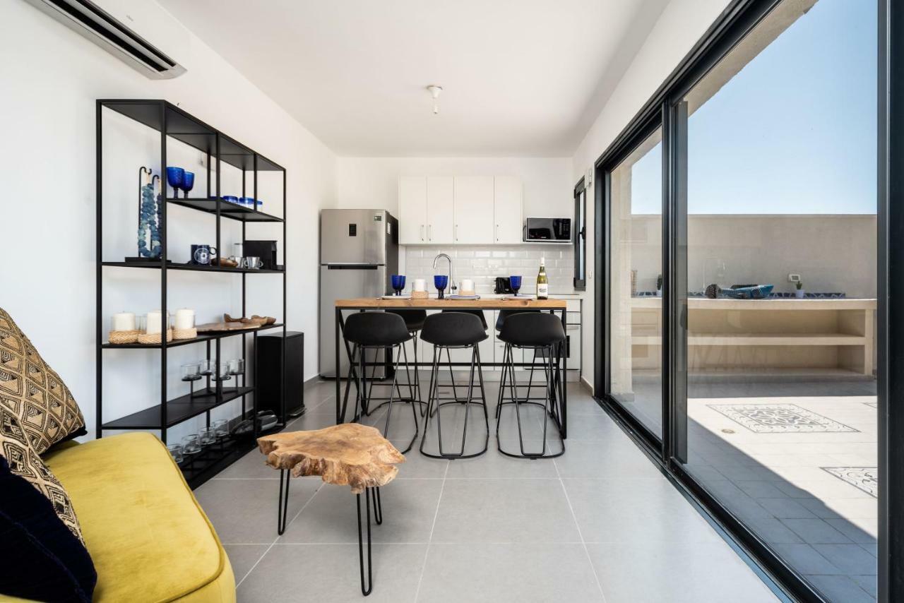 Duplex With Sea View Terrace Above The Flea Market テル・アビブ エクステリア 写真
